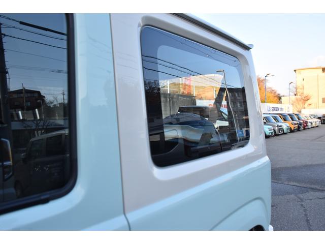 ジムニー ＸＧ　ＤＡＭＤ・ダムド／ＬＩＴＴＬＥＢ・リトルＢ／４ＡＴ車／届出済未使用車／鈴蘭台店オリジナル塗装車両／ＡＰＩＯ　ＷＩＬＤＢＯＡＲ　ＳＲ＋／ＴＯＹＯオープンカントリータイヤＲＴ／スズキセーフティサポート（32枚目）