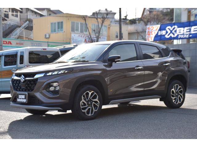 フロンクス ベースグレード　メーカー９インチメモリーナビ／全方位カメラ／シートヒーター／デュアルセンサーブレーキサポート２／ヘッドアップディスプレイ／シートヒーター／ＬＥＤヘッドライト／本革巻きステアリング／パドルシフト／ＡＣＣ（7枚目）