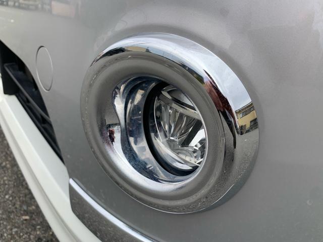 ＢＯＯＢＯＯのポイント５エンジンルームは温水スチームにて綺麗にしております。これは見た目だけの問題ではなく、認証整備工場でもある当店にとって今後のエンジントラブルを早期発見する為でもあります。