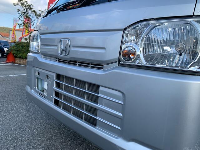 アクティトラック SDX 4WD 5速ミッション パワステ エアバッグ カーマット 積載量350KG シルバー色 ヘッドライトレベライザー ルームランプ 荷台ランプ 純正ラジオ エアバッグ ガソリン車(11枚目)