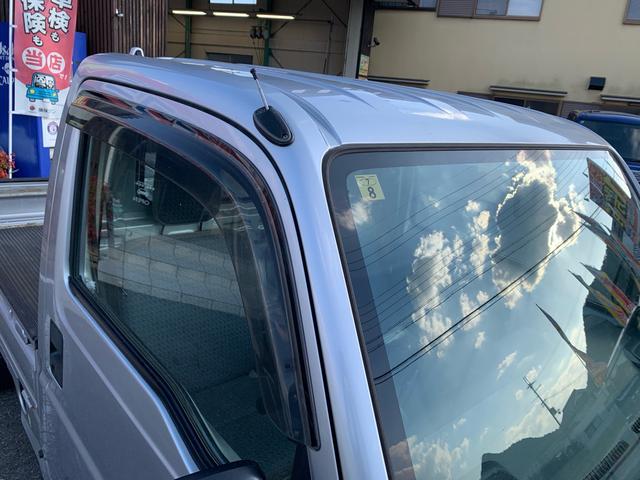 アクティトラック SDX 4WD 5速ミッション パワステ エアバッグ カーマット 積載量350KG シルバー色 ヘッドライトレベライザー ルームランプ 荷台ランプ 純正ラジオ エアバッグ ガソリン車(37枚目)