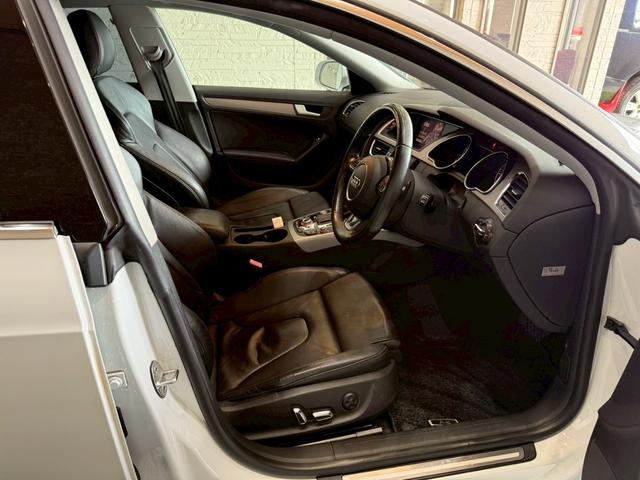 A5スポーツバック 2.0TFSIクワトロ ETC バックカメラ シートヒーター 純正ナビ TV Bluetooth パワーシート オートライト キーレス 20インチホイール(30枚目)