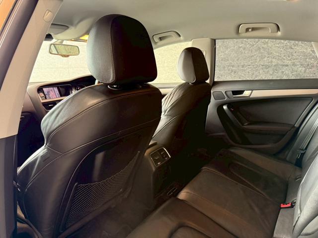 A5スポーツバック 2.0TFSIクワトロ ETC バックカメラ シートヒーター 純正ナビ TV Bluetooth パワーシート オートライト キーレス 20インチホイール(47枚目)