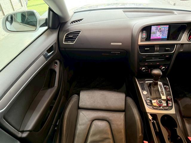 A5スポーツバック 2.0TFSIクワトロ ETC バックカメラ シートヒーター 純正ナビ TV Bluetooth パワーシート オートライト キーレス 20インチホイール(53枚目)