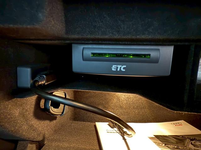 A5スポーツバック 2.0TFSIクワトロ ETC バックカメラ シートヒーター 純正ナビ TV Bluetooth パワーシート オートライト キーレス 20インチホイール(74枚目)