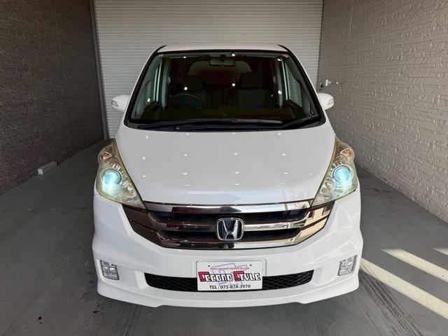 ステップワゴン スパーダＳ　ＨＤＤナビ　スマートスタイルＥＤ　８人乗り　バックカメラ　ＥＴＣ　両側電動スライドドア　３列シート　１６インチホイール　ＶＩＤＥＯＩＮＰＵＴ　スマートキー（8枚目）