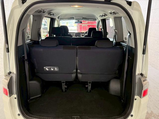 ステップワゴン スパーダＳ　ＨＤＤナビ　スマートスタイルＥＤ　８人乗り　バックカメラ　ＥＴＣ　両側電動スライドドア　３列シート　１６インチホイール　ＶＩＤＥＯＩＮＰＵＴ　スマートキー（25枚目）