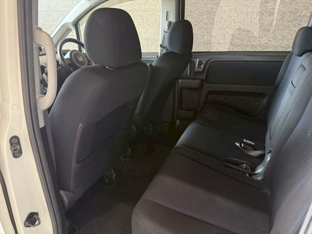 ステップワゴン スパーダＳ　ＨＤＤナビ　スマートスタイルＥＤ　８人乗り　バックカメラ　ＥＴＣ　両側電動スライドドア　３列シート　１６インチホイール　ＶＩＤＥＯＩＮＰＵＴ　スマートキー（43枚目）