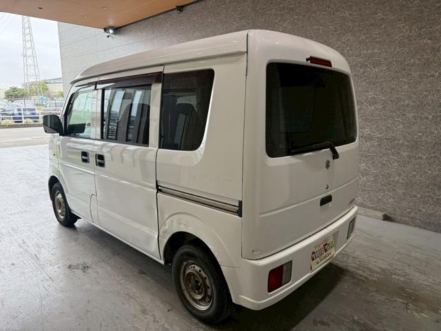 お客様にお車の正確な情報をお伝えするためになるべく多くの画像を撮影しておりますが、もし他に気になる個所などございましたらお気軽にご連絡ください。