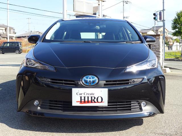 プリウス Ａ　パノラミックビューモニター　ブラインドスポットモニター　ヘッドアップディスプレイ　トヨタセーフティセンス　クルーズコントロール　ＥＴＣ（2枚目）