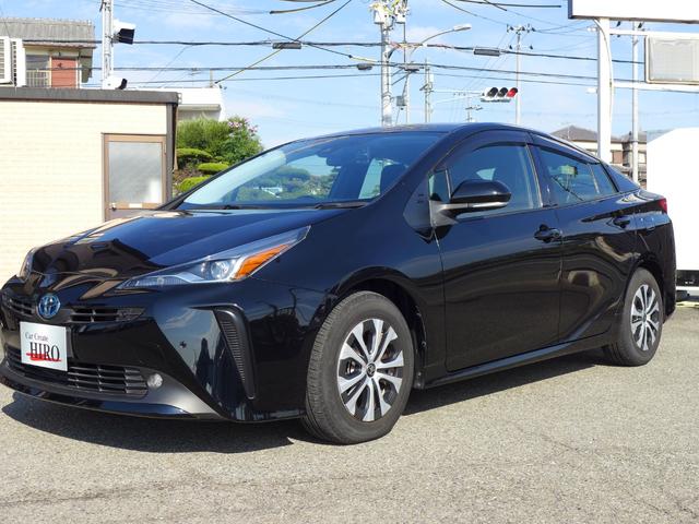 プリウス Ａ　パノラミックビューモニター　ブラインドスポットモニター　ヘッドアップディスプレイ　トヨタセーフティセンス　クルーズコントロール　ＥＴＣ（4枚目）