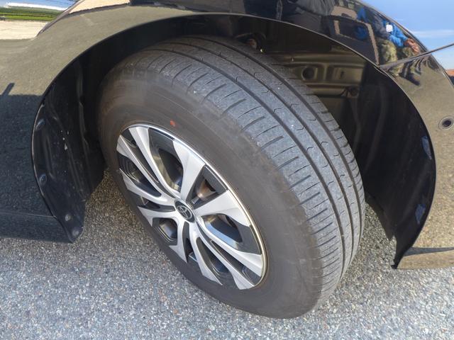 プリウス Ａ　パノラミックビューモニター　ブラインドスポットモニター　ヘッドアップディスプレイ　トヨタセーフティセンス　クルーズコントロール　ＥＴＣ（39枚目）