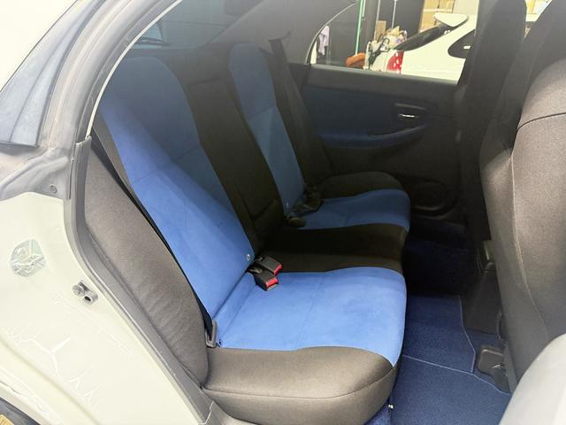 インプレッサ ＷＲＸ　ＳＴｉ　涙目最終モデル　アプライドＥ型　６速ＭＴ　禁煙車　ＳＴｉダウンサス　外メモリーナビ　フルセグＴＶ　ＢＴ　ＥＴＣ　ＨＩＤヘッド　ルーフスポイラー　Ｒスポイラー　タイミングベルト交換済（14枚目）