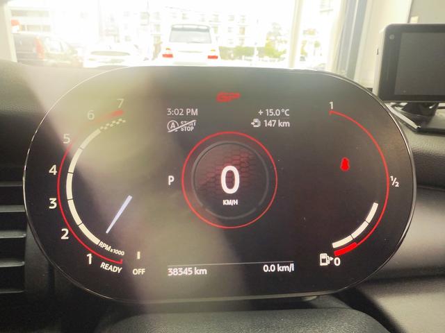 MINI ジョンクーパーワークスGP ユーザー様直接買取り車両 禁煙車 世界限定3000台 日本限定240台 2シーター エンジンチューニング 専用鍛造18AW カーボンアーチ 専用リアスポイラー 純正ナビ ミラー1体ETC ドラレコ(17枚目)