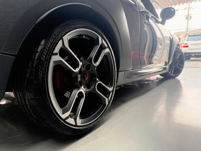 MINI ジョンクーパーワークスGP ユーザー様直接買取り車両 禁煙車 世界限定3000台 日本限定240台 2シーター エンジンチューニング 専用鍛造18AW カーボンアーチ 専用リアスポイラー 純正ナビ ミラー1体ETC ドラレコ(21枚目)