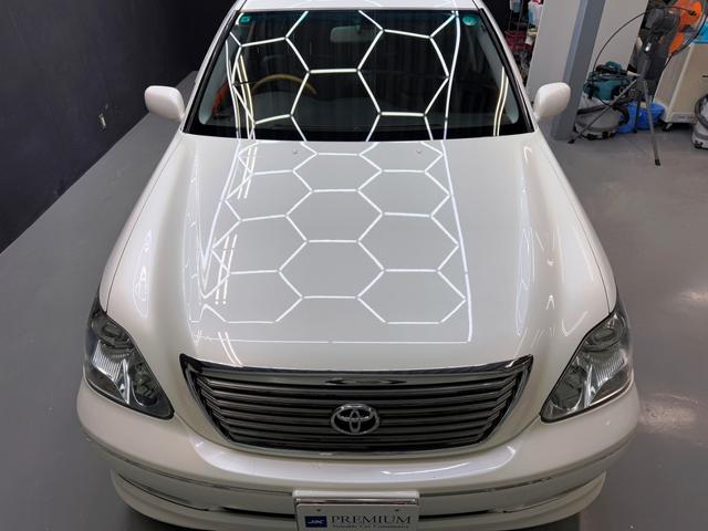 セルシオ ｅＲ仕様　ユーザー様直接買取り車両　サンルーフ　純正Ｆ・Ｒエアロ　ブラックレザー　シートヒーター　パワーシート　純正マルチナビ　バックカメラ　ビルトインＥＴＣ　スマートキー　ＨＩＤヘッドライト　新車保証書（10枚目）