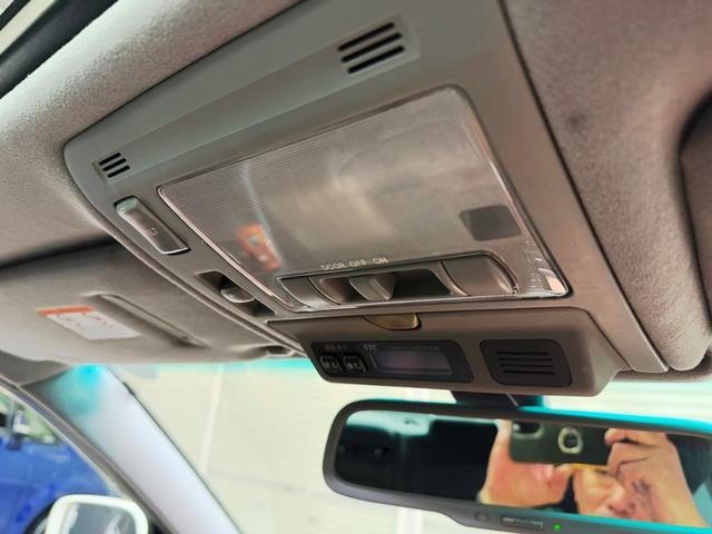 セルシオ ｅＲ仕様　ユーザー様直接買取り車両　サンルーフ　純正Ｆ・Ｒエアロ　ブラックレザー　シートヒーター　パワーシート　純正マルチナビ　バックカメラ　ビルトインＥＴＣ　スマートキー　ＨＩＤヘッドライト　新車保証書（31枚目）