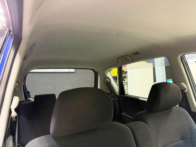 ムーヴ カスタム　Ｘ　ユーザー様直接買取り車両　禁煙車　キーフリーシステム　ＨＩＤヘッドライト　純正１４ＡＷ　新車保証書　取説（12枚目）