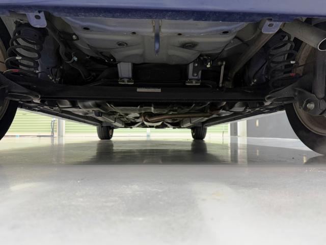 ムーヴ カスタム　Ｘ　ユーザー様直接買取り車両　禁煙車　キーフリーシステム　ＨＩＤヘッドライト　純正１４ＡＷ　新車保証書　取説（23枚目）