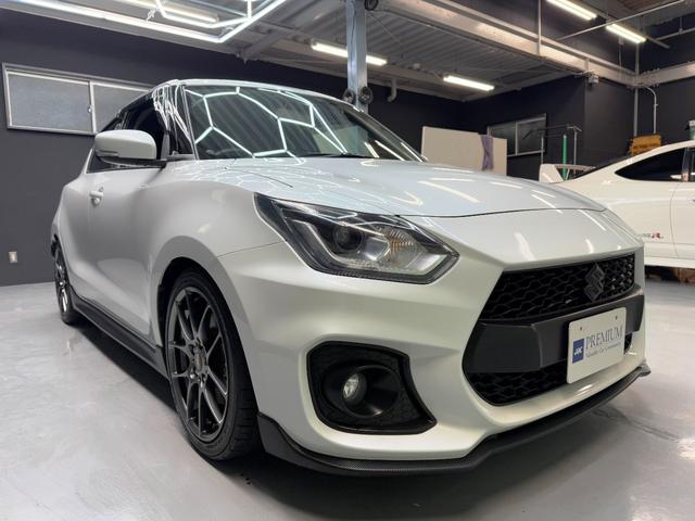 スイフトスポーツ ベースグレード　純正６速ＭＴ　禁煙車　ＢＢＳ１７ＡＷ　テイン車高調　フジツボマフラー　アイライン　ケンウッドディスプレイオーディオ　ブルートゥース　バックカメラ　スマートキー　Ｐスタート（7枚目）