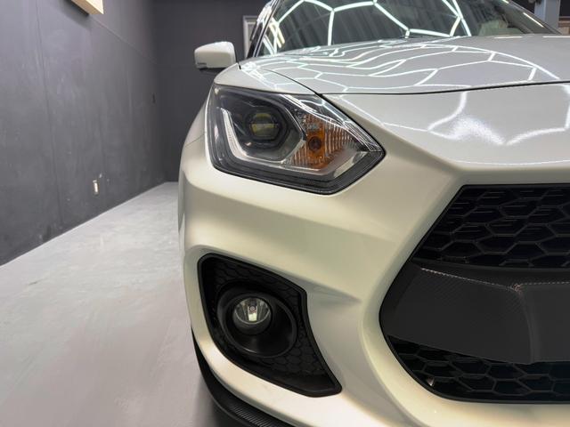 スイフトスポーツ ベースグレード　純正６速ＭＴ　禁煙車　ＢＢＳ１７ＡＷ　テイン車高調　フジツボマフラー　アイライン　ケンウッドディスプレイオーディオ　ブルートゥース　バックカメラ　スマートキー　Ｐスタート（10枚目）