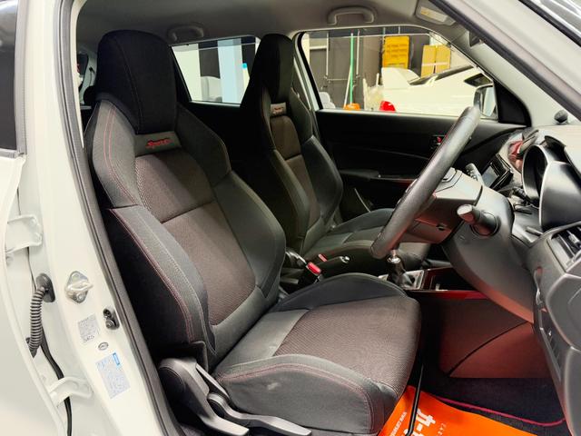 スイフトスポーツ ベースグレード　純正６速ＭＴ　禁煙車　ＢＢＳ１７ＡＷ　テイン車高調　フジツボマフラー　アイライン　ケンウッドディスプレイオーディオ　ブルートゥース　バックカメラ　スマートキー　Ｐスタート（15枚目）