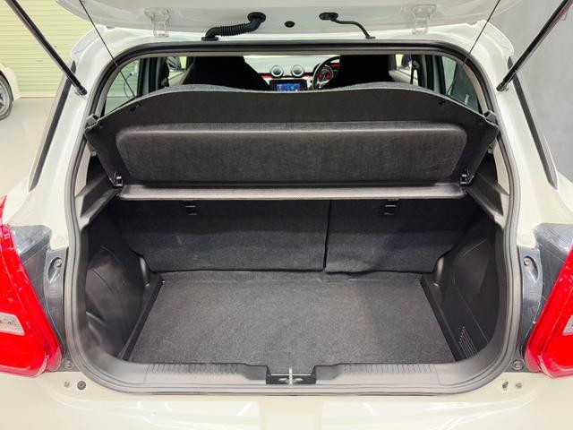 スイフトスポーツ ベースグレード　純正６速ＭＴ　禁煙車　ＢＢＳ１７ＡＷ　テイン車高調　フジツボマフラー　アイライン　ケンウッドディスプレイオーディオ　ブルートゥース　バックカメラ　スマートキー　Ｐスタート（20枚目）