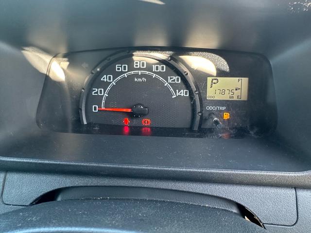 ハイゼットトラック スタンダード オフビートカーキメタリック 走行17,900km CD ETC 社外キーレス(19枚目)