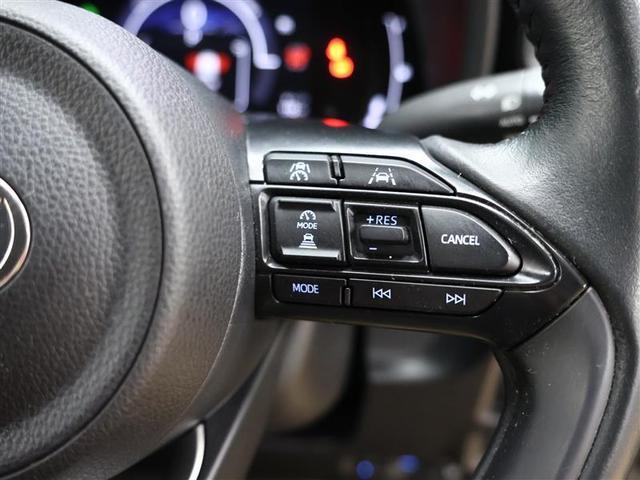 シエンタ ハイブリッドＺ　フルセグ　メモリーナビ　バックカメラ　衝突被害軽減システム　ＥＴＣ　ドラレコ　両側電動スライド　ＬＥＤヘッドランプ　ウオークスルー　乗車定員７人　３列シート　ワンオーナー　ハンドルヒーター　ＰＫＳＢ（15枚目）