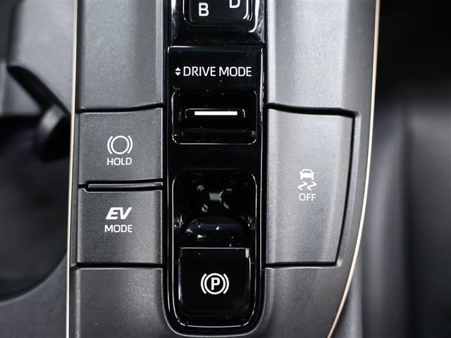 クラウンクロスオーバー Ｇアドバンスド　革シート　４ＷＤ　フルセグ　コネクティッドナビ対応　バックカメラ　衝突被害軽減システム　ＰＫＳＢ　ＥＴＣ　ドラレコ　ＬＥＤヘッドランプ　ワンオーナー　パノラミックビューモニター　給電機能１５００Ｗ（23枚目）