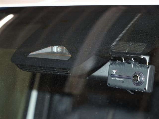 ノア ハイブリッドＳ－Ｚ　フルセグ　メモリーナビ　ＤＶＤ再生　バックカメラ　衝突被害軽減システム　ＥＴＣ　両側電動スライド　ＬＥＤヘッドランプ　乗車定員７人　３列シート　ワンオーナー　ＰＫＳＢ　シートヒーター（6枚目）