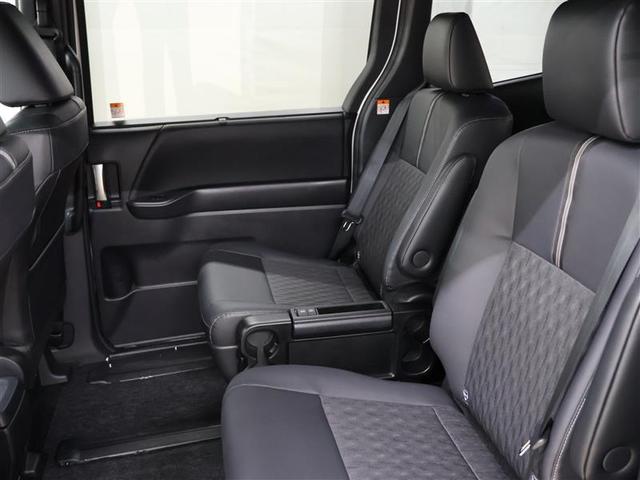 ノア ハイブリッドＳ－Ｚ　フルセグ　メモリーナビ　ＤＶＤ再生　バックカメラ　衝突被害軽減システム　ＥＴＣ　両側電動スライド　ＬＥＤヘッドランプ　乗車定員７人　３列シート　ワンオーナー　ＰＫＳＢ　シートヒーター（24枚目）