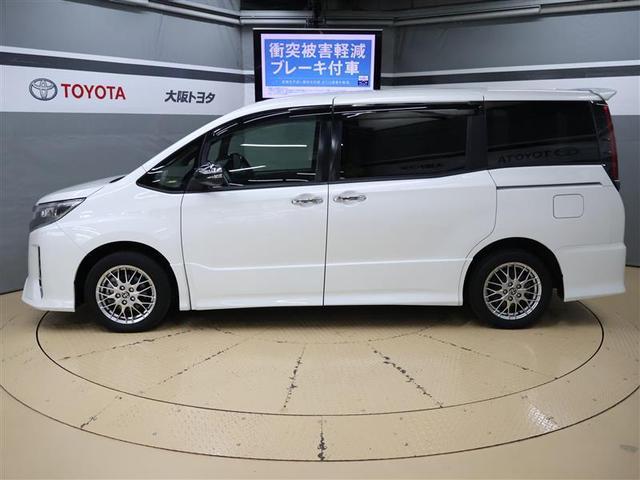 ノア ハイブリッドＳｉ　ダブルバイビーＩＩＩ　フルセグ　メモリーナビ　ＤＶＤ再生　バックカメラ　衝突被害軽減システム　ＥＴＣ　両側電動スライド　ＬＥＤヘッドランプ　乗車定員７人　３列シート　ワンオーナー　クリアランスソナー（3枚目）