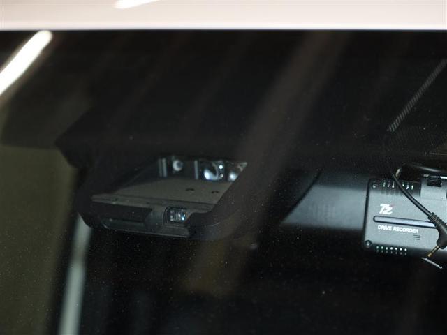 ノア ハイブリッドＳｉ　ダブルバイビーＩＩＩ　フルセグ　メモリーナビ　ＤＶＤ再生　バックカメラ　衝突被害軽減システム　ＥＴＣ　両側電動スライド　ＬＥＤヘッドランプ　乗車定員７人　３列シート　ワンオーナー　クリアランスソナー（6枚目）