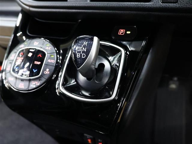 ノア ハイブリッドＳｉ　ダブルバイビーＩＩＩ　フルセグ　メモリーナビ　ＤＶＤ再生　バックカメラ　衝突被害軽減システム　ＥＴＣ　両側電動スライド　ＬＥＤヘッドランプ　乗車定員７人　３列シート　ワンオーナー　クリアランスソナー（16枚目）