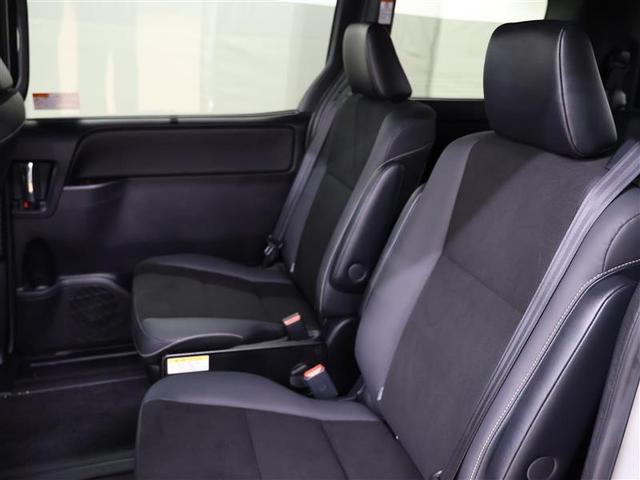 ノア ハイブリッドＳｉ　ダブルバイビーＩＩＩ　フルセグ　メモリーナビ　ＤＶＤ再生　バックカメラ　衝突被害軽減システム　ＥＴＣ　両側電動スライド　ＬＥＤヘッドランプ　乗車定員７人　３列シート　ワンオーナー　クリアランスソナー（24枚目）