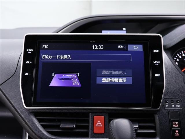 ヴォクシー ＺＳ　煌ＩＩＩ　フルセグ　メモリーナビ　ＤＶＤ再生　バックカメラ　衝突被害軽減システム　ＥＴＣ　両側電動スライド　ＬＥＤヘッドランプ　ウオークスルー　３列シート　ワンオーナー　アイドリングストップ（9枚目）