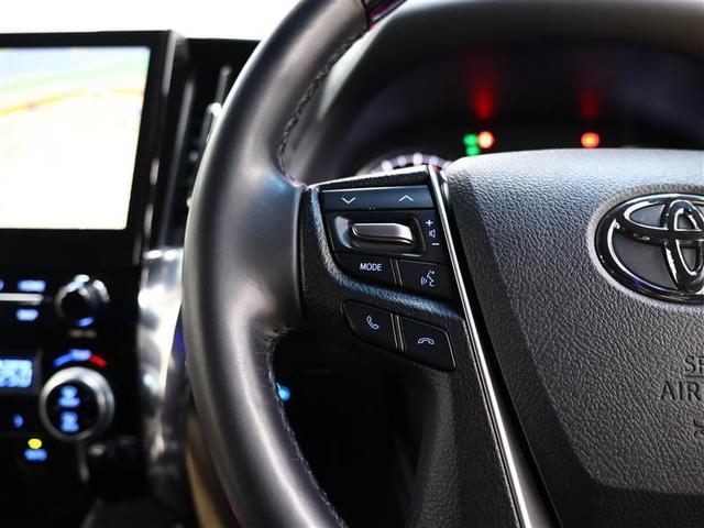 アルファード ２．５Ｓ　タイプゴールド　フルセグ　メモリーナビ　ＤＶＤ再生　後席モニター　バックカメラ　衝突被害軽減システム　ＥＴＣ　両側電動スライド　ＬＥＤヘッドランプ　乗車定員７人　３列シート　ワンオーナー（17枚目）