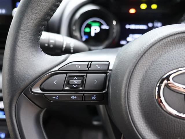 ヤリス ハイブリッドＺ　バックカメラ　衝突被害軽減システム　ＥＴＣ　ＬＥＤヘッドランプ　ワンオーナー　ＢＳＭ　ＰＫＳＢ　クリアランスソナー　オートマチックハイビーム　シートヒーター（12枚目）