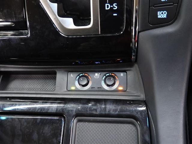 アルファードハイブリッド ＳＲ　Ｃパッケージ　サンルーフ　４ＷＤ　フルセグ　メモリーナビ　ＤＶＤ再生　後席モニター　バックカメラ　衝突被害軽減システム　ＥＴＣ　両側電動スライド　ＬＥＤヘッドランプ　乗車定員７人　３列シート　ワンオーナー（21枚目）