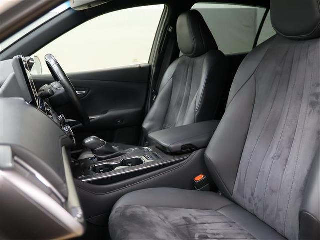 クラウンハイブリッド Ｓ　フルセグ　メモリーナビ　ＤＶＤ再生　バックカメラ　衝突被害軽減システム　ＥＴＣ　ＬＥＤヘッドランプ　ワンオーナー（29枚目）