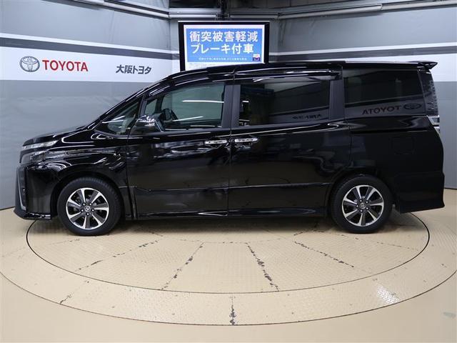 ヴォクシー ＺＳ　煌ＩＩＩ　フルセグ　メモリーナビ　ＤＶＤ再生　後席モニター　バックカメラ　衝突被害軽減システム　ＰＫＳＢ　ＥＴＣ　両側電動スライド　ＬＥＤヘッドランプ　ウオークスルー　乗車定員７人　３列シート　ワンオーナー（3枚目）