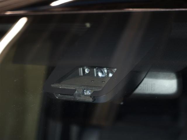 ヴォクシー ＺＳ　煌ＩＩＩ　フルセグ　メモリーナビ　ＤＶＤ再生　後席モニター　バックカメラ　衝突被害軽減システム　ＰＫＳＢ　ＥＴＣ　両側電動スライド　ＬＥＤヘッドランプ　ウオークスルー　乗車定員７人　３列シート　ワンオーナー（6枚目）