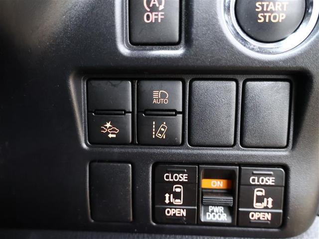 ヴォクシー ＺＳ　煌ＩＩＩ　フルセグ　メモリーナビ　ＤＶＤ再生　後席モニター　バックカメラ　衝突被害軽減システム　ＰＫＳＢ　ＥＴＣ　両側電動スライド　ＬＥＤヘッドランプ　ウオークスルー　乗車定員７人　３列シート　ワンオーナー（8枚目）