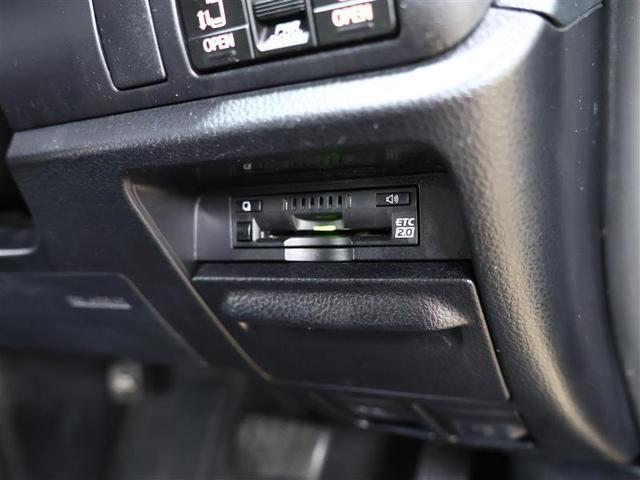 ヴォクシー ＺＳ　煌ＩＩＩ　フルセグ　メモリーナビ　ＤＶＤ再生　後席モニター　バックカメラ　衝突被害軽減システム　ＰＫＳＢ　ＥＴＣ　両側電動スライド　ＬＥＤヘッドランプ　ウオークスルー　乗車定員７人　３列シート　ワンオーナー（10枚目）