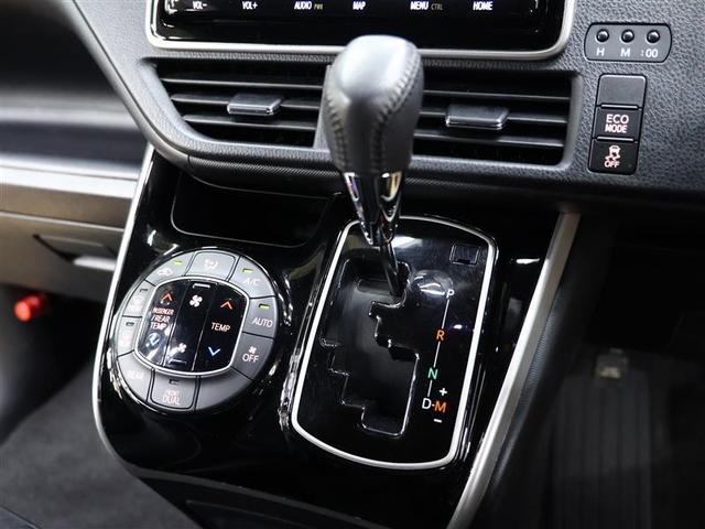 ヴォクシー ＺＳ　煌ＩＩＩ　フルセグ　メモリーナビ　ＤＶＤ再生　後席モニター　バックカメラ　衝突被害軽減システム　ＰＫＳＢ　ＥＴＣ　両側電動スライド　ＬＥＤヘッドランプ　ウオークスルー　乗車定員７人　３列シート　ワンオーナー（16枚目）