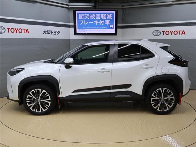 ヤリスクロス ハイブリッドＺ　メモリーナビ　バックカメラ　衝突被害軽減システム　ＥＴＣ　ドラレコ　ＬＥＤヘッドランプ　ワンオーナー　ハンドルヒーター　ＰＫＳＢ（4枚目）