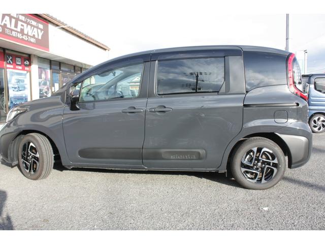 シエンタ ハイブリッドZ コンフォートパッケージ シートヒーター ステアリングヒーター パノラミックビューモニター ディスプレイオーディオPlus 地デジ(4枚目)