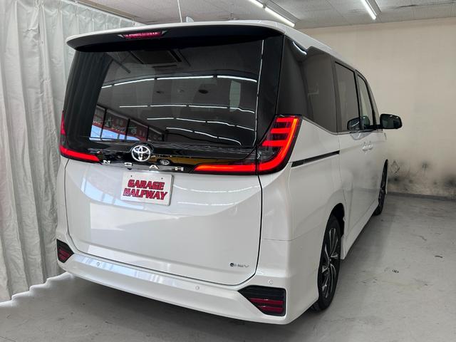 ノア ハイブリッドS-Z ディスプレイオーディオPlus 快適利便パッケージHigh トヨタセーフティセンス ユニバーサルステップ LEDヘッドライト トヨタチームメイト パノラミックビューモニター デジタルインナーミラー(6枚目)