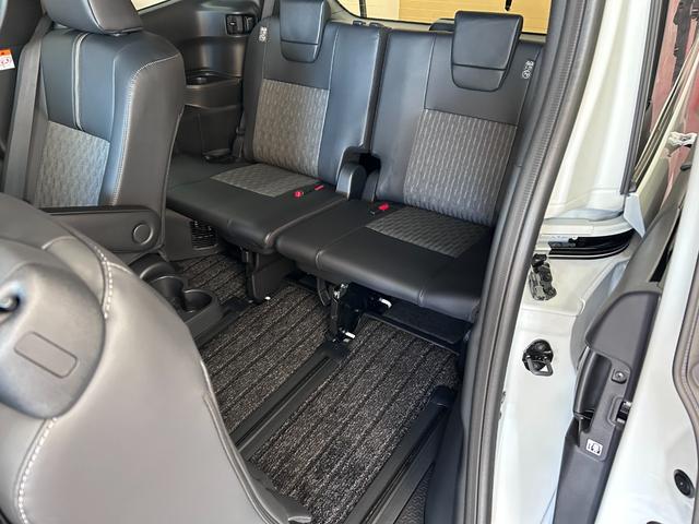 ノア ハイブリッドS-Z ディスプレイオーディオPlus 快適利便パッケージHigh トヨタセーフティセンス ユニバーサルステップ LEDヘッドライト トヨタチームメイト パノラミックビューモニター デジタルインナーミラー(35枚目)